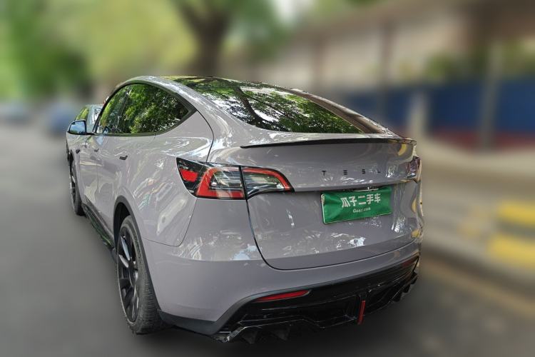 Used Tesla Model Y 2021 Long-Range All-Wheel-Drive Version Rear Left 45 Deg