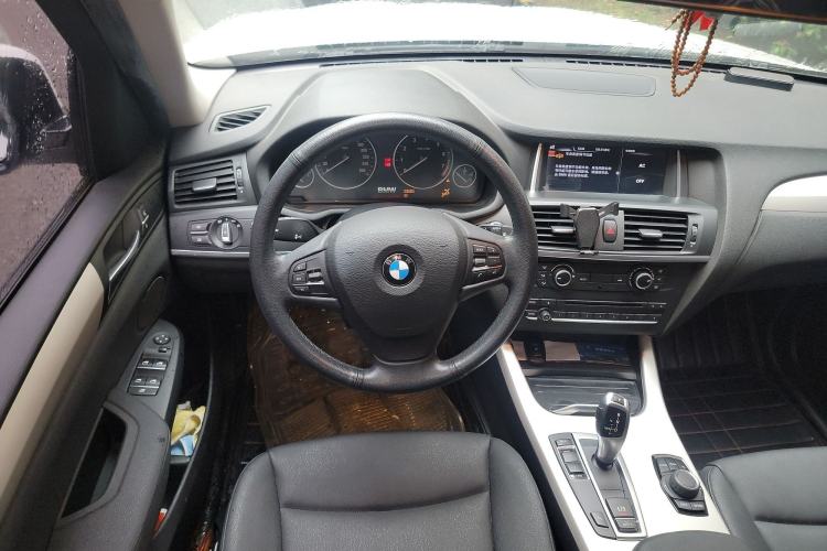 Used BMW X3 2016 sDrive20i
