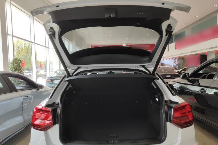 Used Audi Q2L 2024 35TFSI Fashionable and Dynamic Edition