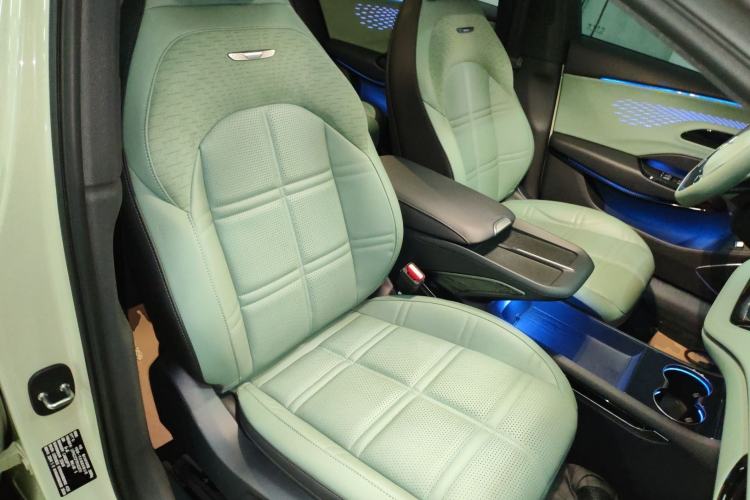 Used Hongqi EH7 2024 690 Pro
