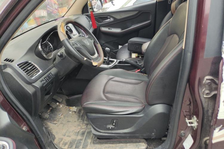 Used Baojun 560 2016 1.8L Manual Luxury Edition