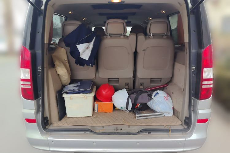 Used Mercedes-Benz Viano 2011 2.5L Navigator Edition