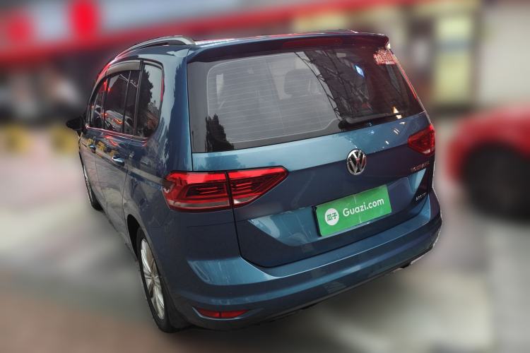 Used Volkswagen Touran 2018 Volkswagen Touran L 280TSI DSG Comfort Edition 7-seater Rear Left 45 Deg