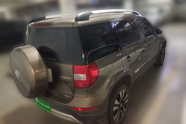 Used Skoda Yeti 2014 1.8TSI DSG All-Wheel Drive Edition Rear Right 45 Deg