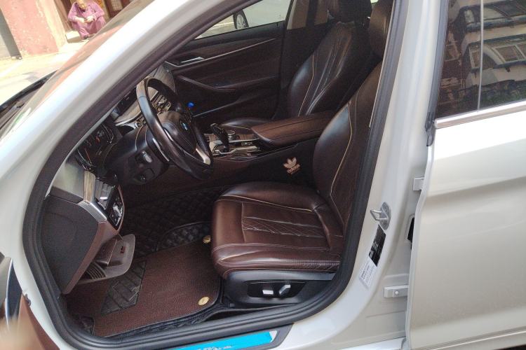 Used BMW 5 Series 2018 530Li Leading Edition Luxury Package
