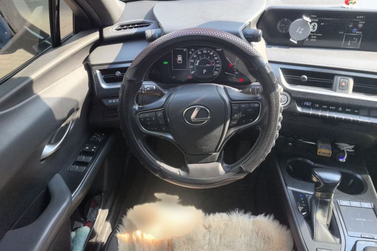 Used Lexus UX 2020 260h Explore & Adventure Edition
