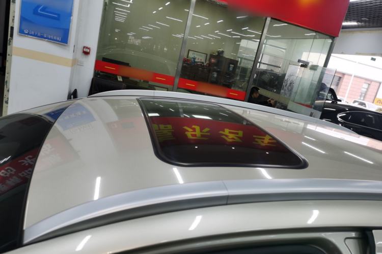 Used Geely Auto Vision X3 2020 1.5L CVT Luxury Model Roof