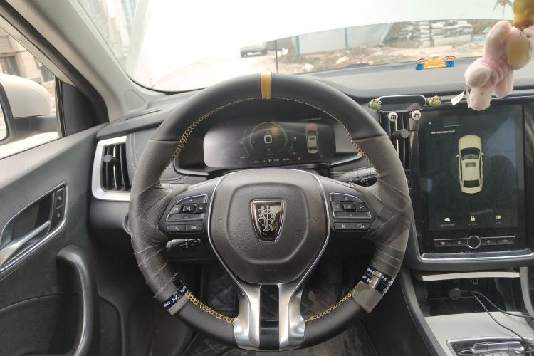 Used Roewe i6 New Energy 2017 45T Hybrid Connect & Smart Enjoyment Edition
