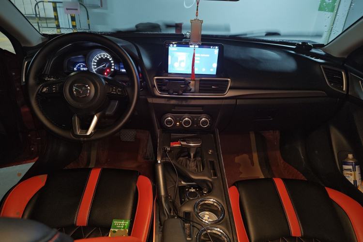 Used Mazda Mazda 3 Axela 2017 Sedan 1.5L Automatic Comfort Model Emission Standard China V
