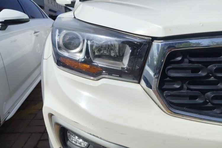 Used Haima S7 2017 1.8T Manual Leading Edition Right Front Headlight