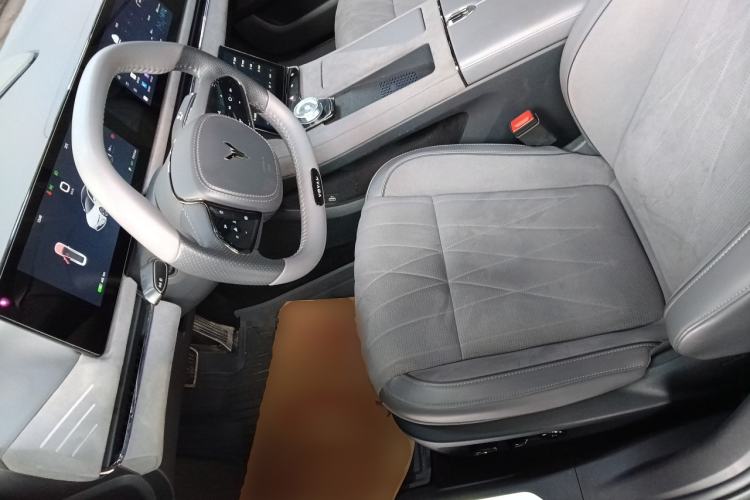 Used VOYAH PASSION 2023 Four-Wheel Drive Long-Range Version Left Front Seat