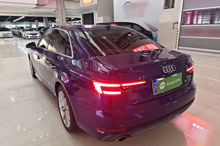 Used Audi A4L 2018 30th Anniversary Edition 40 TFSI Fashion Model
