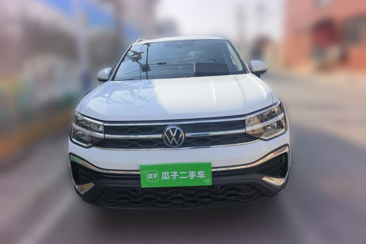 Used Volkswagen Tharu 2023 300TSI Two-Wheel-Drive Moonlight Edition
