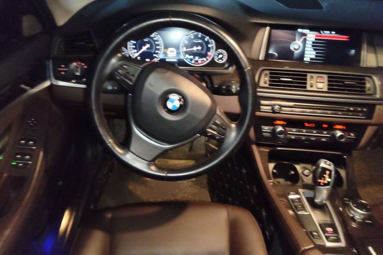 Used BMW 5 Series 2017 525Li Luxury Design Package
