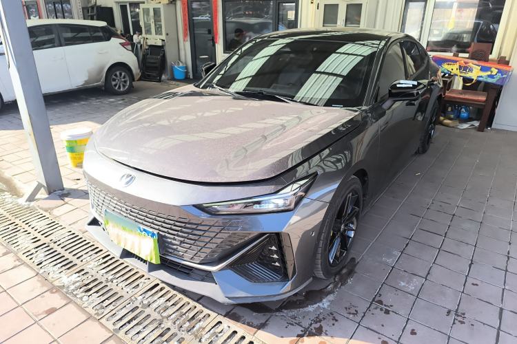 Used CHANGAN UNI-V 2022 1.5T Smart Navigation Version