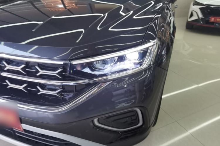 Used Volkswagen Tayron 2023 300TSI Two-Wheel-Drive Luxury Plus Advanced Edition Left Front Headlight