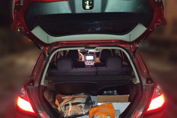 Used Venucia R50 2013 1.6L Automatic Fashion Edition