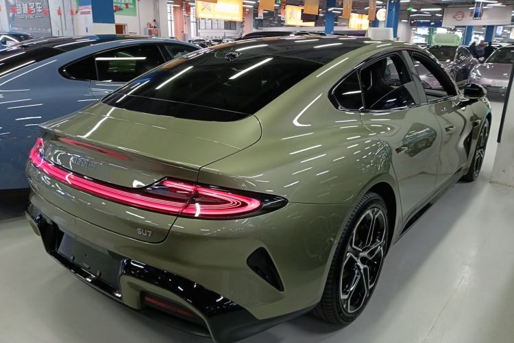 Used Xiaomi Auto SU7 2024 Rear-Drive Long-Range Intelligent Driving Version
