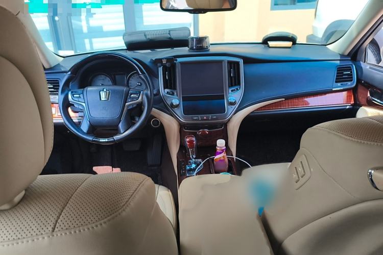 Used Toyota Crown 2015 2.0T Premium Edition
