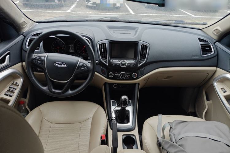 Used Chery Tiggo 5 2014 2.0L Manual Jia Yue Edition Center Console