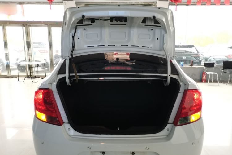 Used Chevrolet Sail 2013 Sedan 1.2L Manual Fashionable Happiness Edition