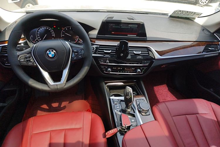 Used BMW 5 Series 2018 528Li Launch Special Edition Center Console