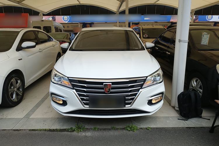 Used Roewe i5 2020 1.5L Automatic 4G Connect Luxury Flagship Edition
