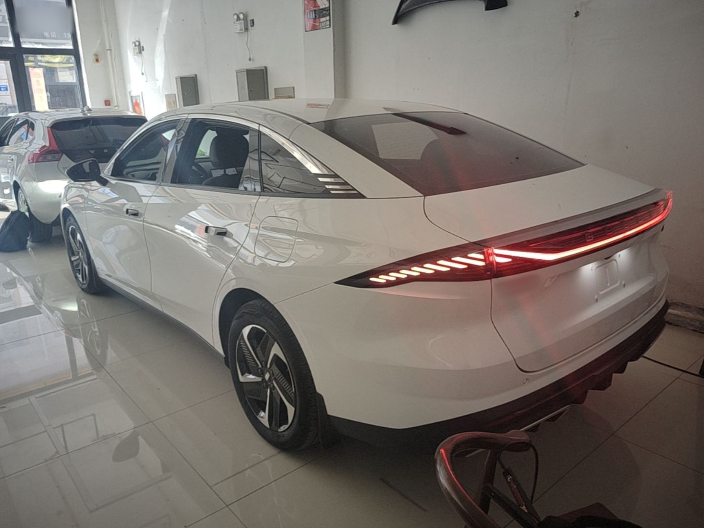 Geely Galaxy L6 2024 60km PLUS Dragon Edition — снимка 4