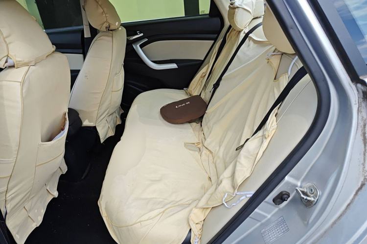 Used Changan Alsvin V7 2015 1.6L Manual Fun Model China IV Standard