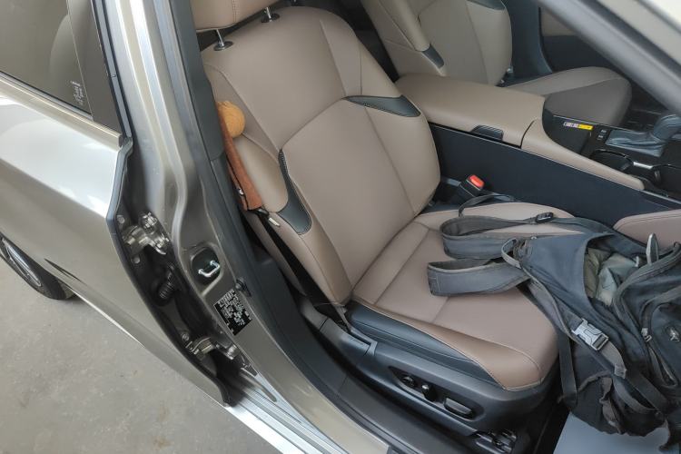 Used Lexus ES 2025 200 Premium Edition
