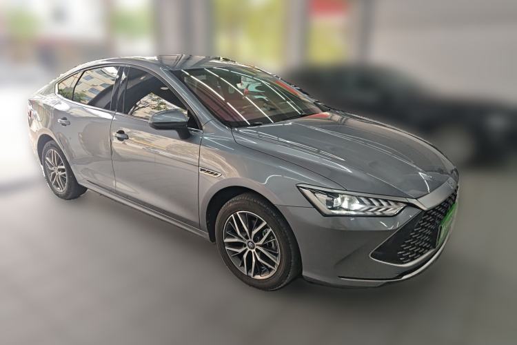 Used BYD Qin PLUS 2021 DM-i 120KM Prestige Model Front Right 45 Deg