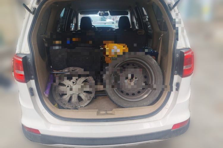 Used Baojun 730 2016 1.5L Manual Value Edition 8 Seats China V Emission Standard Trunk