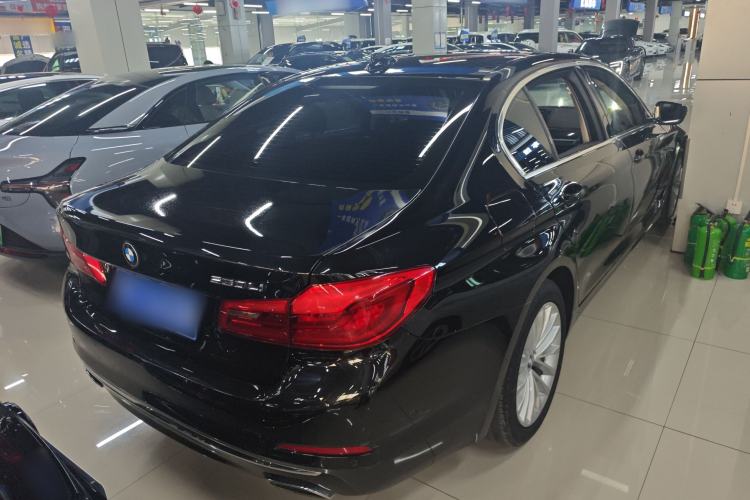 Used BMW 5 Series 2020 525Li Luxury Package Rear Right 45 Deg