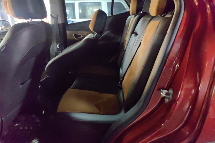 Used Buick Encore 2015 1.4T Automatic Two-Wheel Drive Urban Leading Model Left Rear Seat