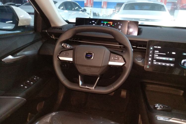 Used CHANGAN OSHAN 520 2025 Standard Edition