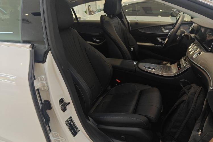 Used Mercedes-Benz CLS 2023-Year Restyled CLS 260