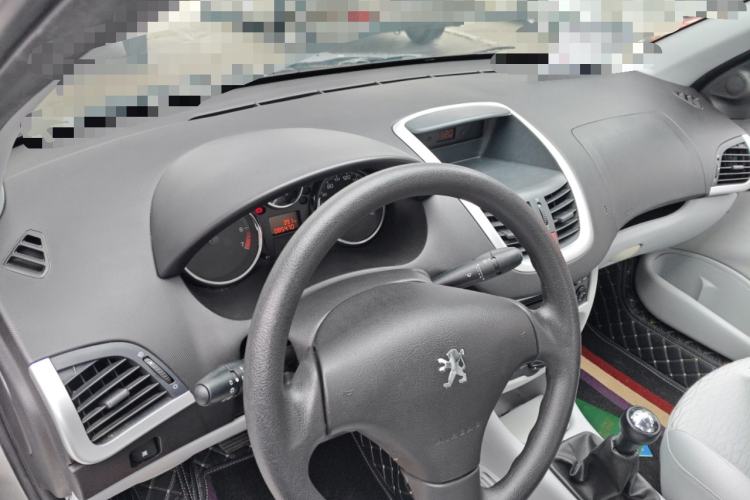 Used Peugeot 207 2011 Sedan 1.4L Manual Yule Edition
