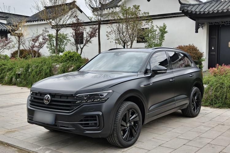 Used Volkswagen Touareg 2023 3.0 TSI Luxury Edition Obsidian Black Sport Package