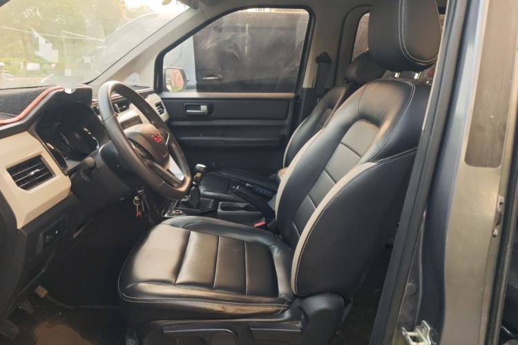 Used Wuling Zhengcheng 2021 1.5T Manual Luxury Version
