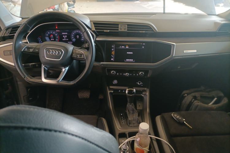 Used Audi Q3 2019 35 TFSI Fashion Dynamic Model