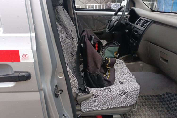 Used Wuling Rongguang V 2019 1.5L Van - Utility Model
