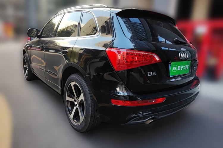 Used Audi Q5 2010 2.0TFSI Off-Road Version
