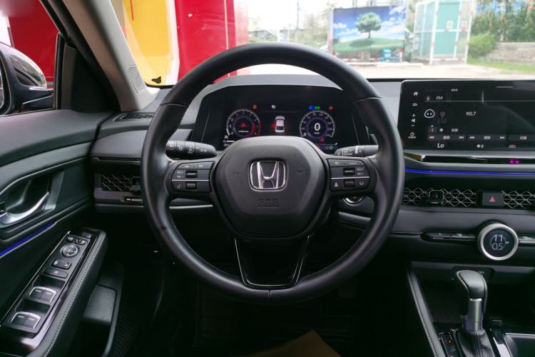 Used Honda Accord 2025 260TURBO Luxury Edition Steering Wheel