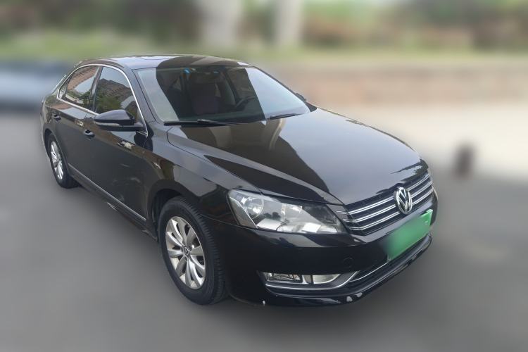 Used Volkswagen Passat 2013 1.8TSI DSG Prestige Edition Front Right 45 Deg