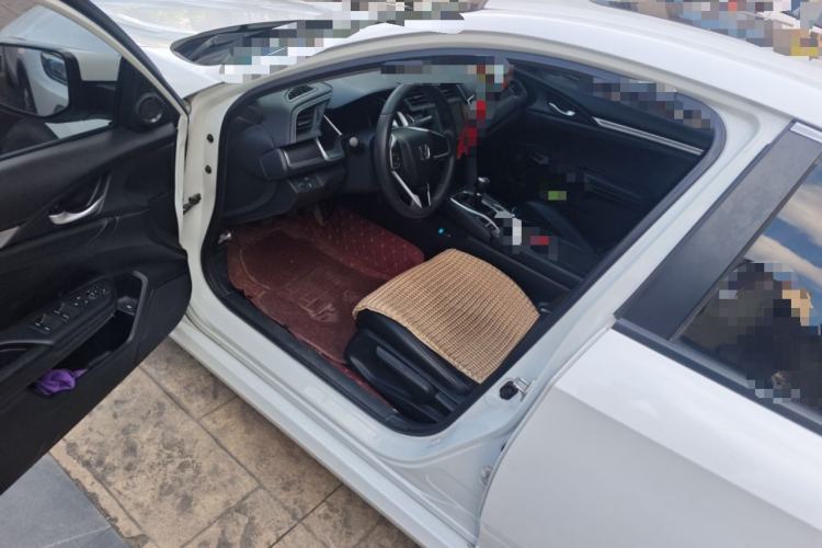 Used Honda Civic 2016 220TURBO Manual Luxury Edition
