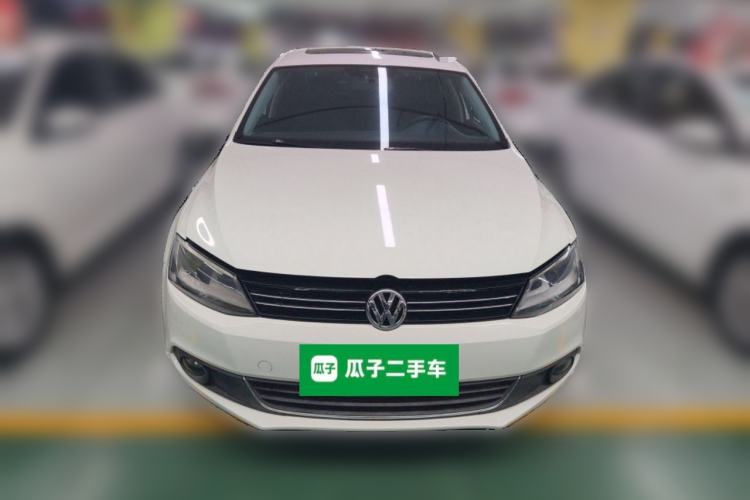 Used Volkswagen Sagitar 2012 1.6L Automatic Comfort Edition Front