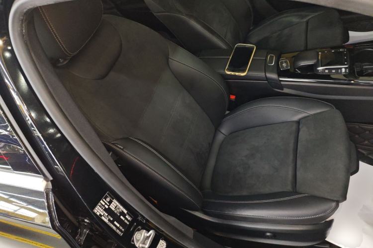 Used Mercedes-Benz A-Class 2020 Restyled A 200 L Sport Sedan Fashion Version Right Front Seat