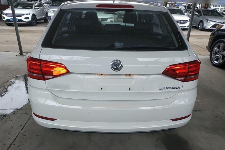 Used Volkswagen Santana 2015 Haval H6 1.6L Automatic Luxury Model Rear