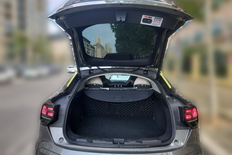 Used Lynk & Co 05 2020 2.0TD Two-Wheel Drive Shine Halo