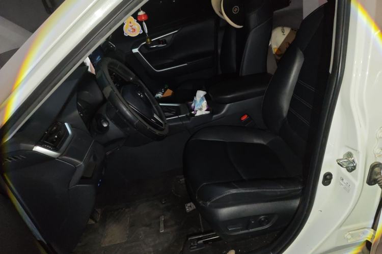 Used Toyota RAV4 2020 2.0L CVT Two-Wheel Drive Fashion PLUS Edition Left Front Seat